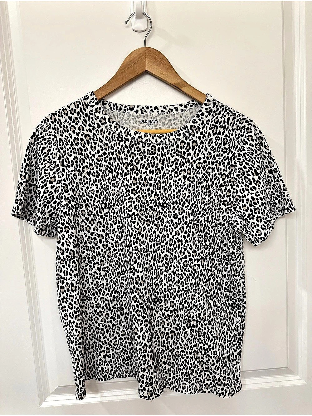 OLD NAVY EveryWear Printed Slub-Knit T-Shirt White & Black Small